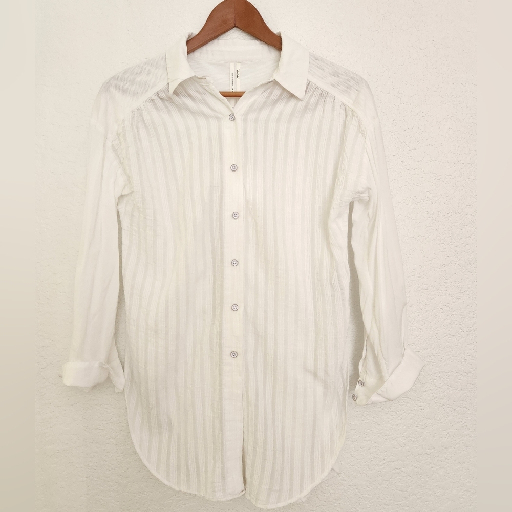 Anthropologie White Women's Shirt